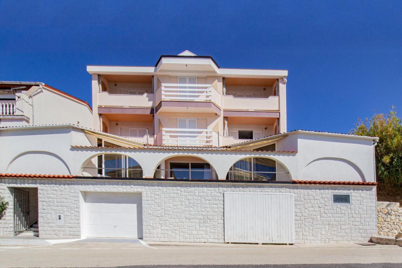 Galapagus Privat Beach & Boat Dock Apartment Metajna Bagian luar foto